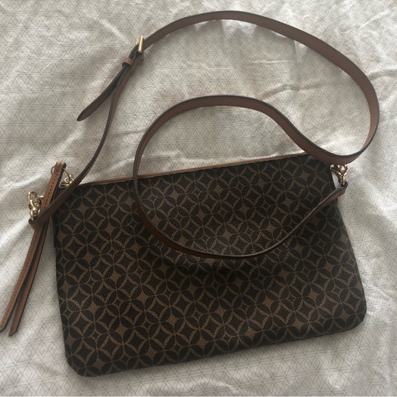 Fossil Crossbody Bag - Picture 2 of 7